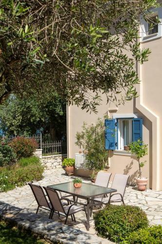 Thalassa Apartments