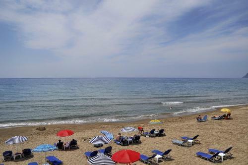 Hostal Dandidis Seaside Pension