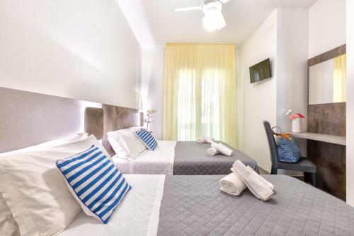 Hotel Condor-new 2022-con Piscina