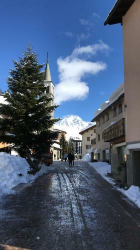 Hotel Albergo K2