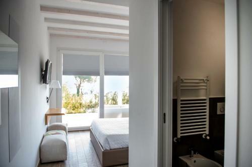 Bed & Breakfast Conero Suites