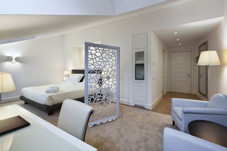 Hotel UNA Maison Milano