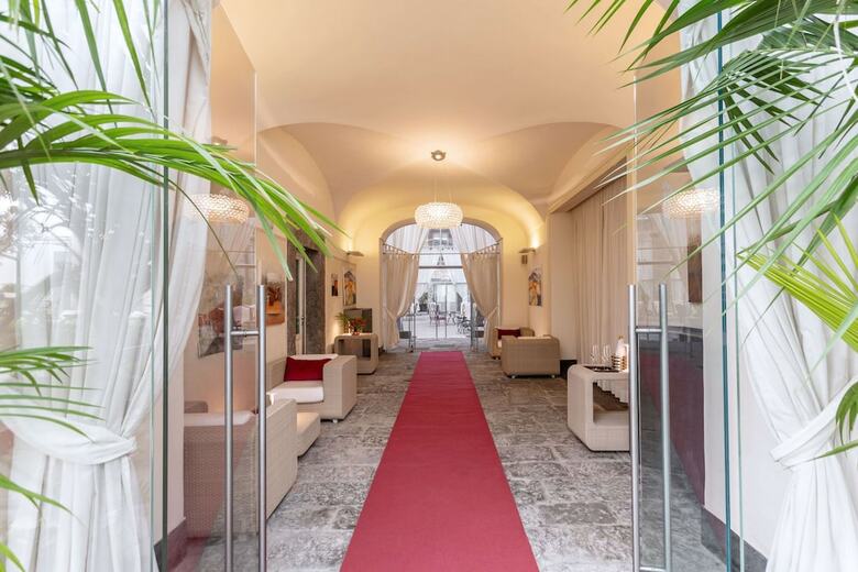 Hotel Palazzo Caracciolo Napoli Mgallery By Sofitel