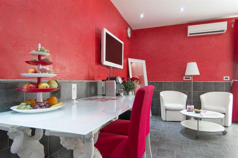 Bed & Breakfast Covo Degli Angioini - Town House Suites