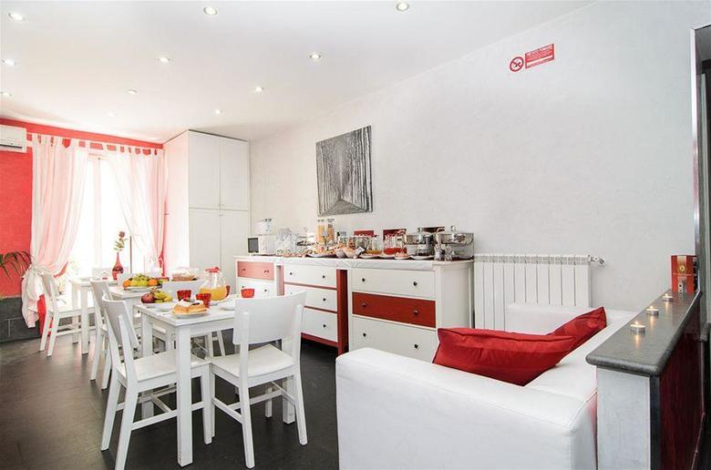 Bed & Breakfast Covo Degli Angioini - Town House Suites
