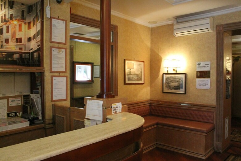 Hotel Pomezia