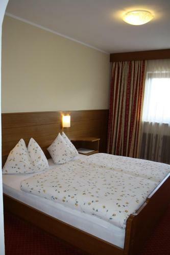 Hostal Garni P�hl