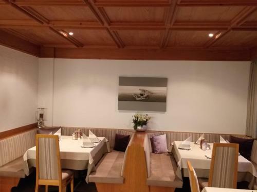 Hostal Garni P�hl