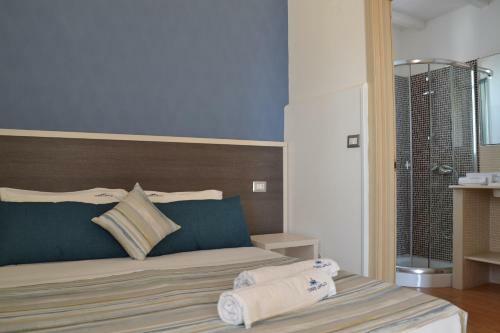 Hostal Affittacamere Torre Lapillo