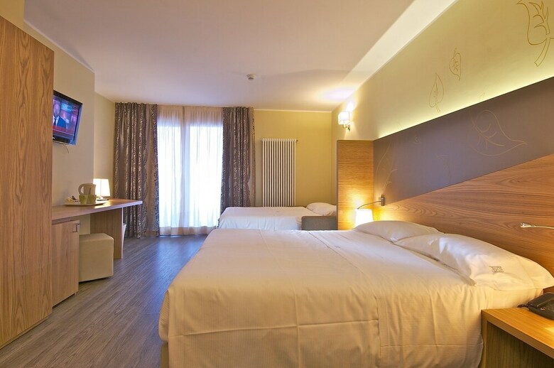 Harmony Suite Hotel