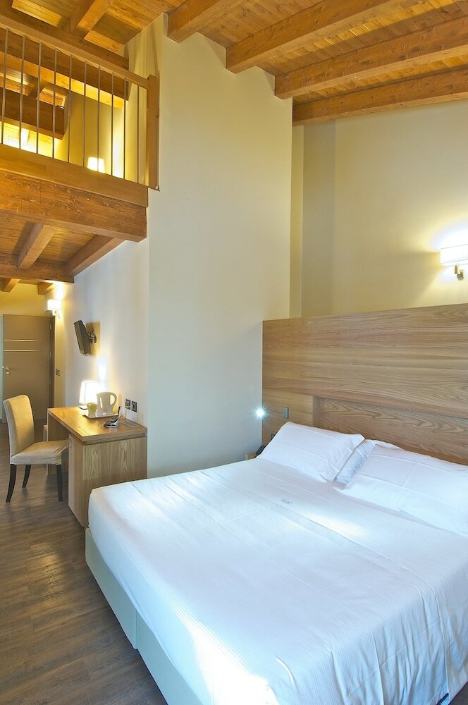 Harmony Suite Hotel