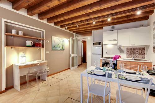 Cannaregio - Venice Style Apartments
