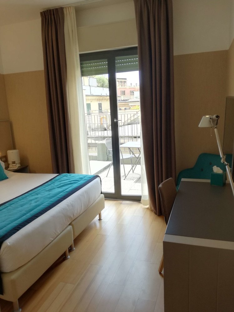 Best Western Plus City Hotel