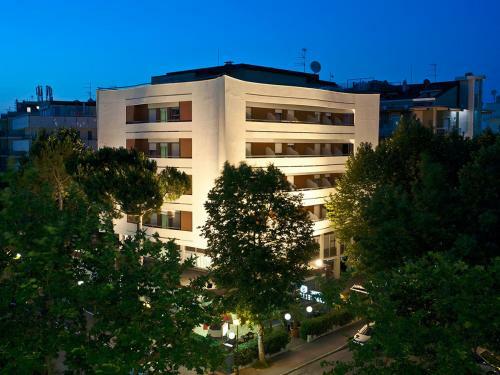 Hotel Caravelle