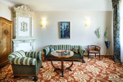City Hotel Teater