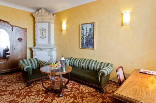 City Hotel Teater