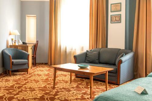 City Hotel Teater