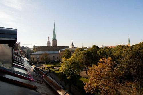Apartamento Rustic Penthouse In Old Town Riga