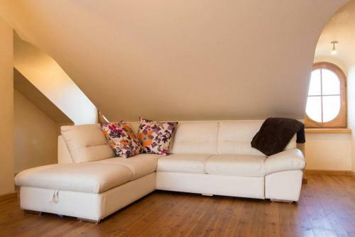 Apartamento Rustic Penthouse In Old Town Riga