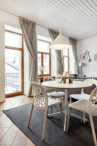 Beautiful Space Apartments Skapo