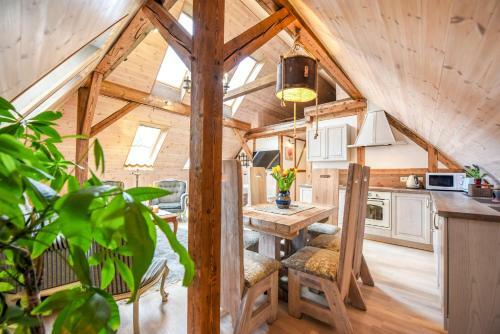 Kubu 4-rooms Apartment