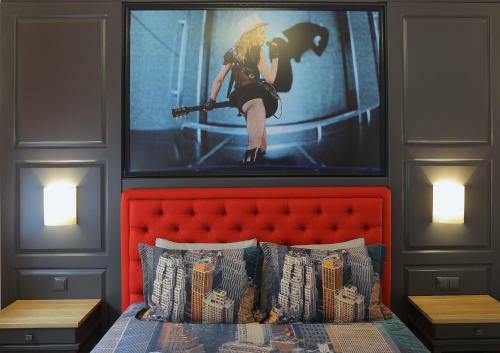 Luxury Apartment In Old Town