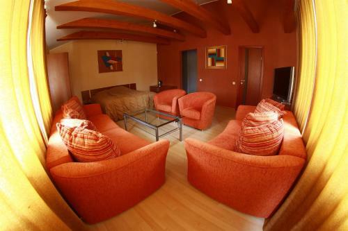 Hostal Vila Tekila