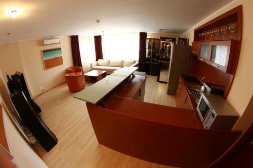 Hostal Vila Tekila
