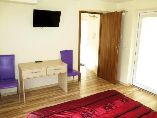 Hostal Justinos Vila
