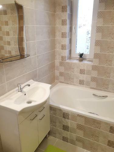 Hostal Justinos Vila