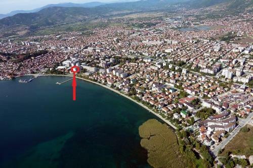 Lazo's Apartments