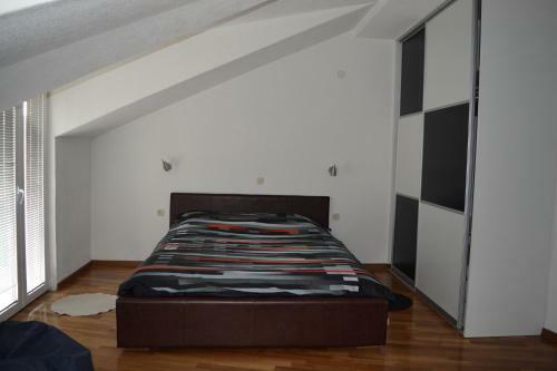 Apartment Deni