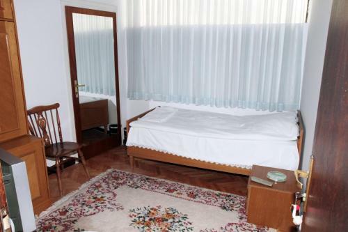 Apartment Tilevi