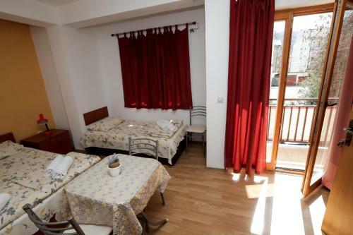 Hostal Bakal Apartments
