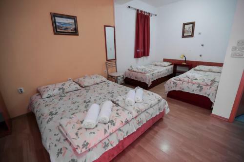 Hostal Bakal Apartments