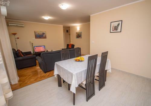 Apartment Nikolic Kotor