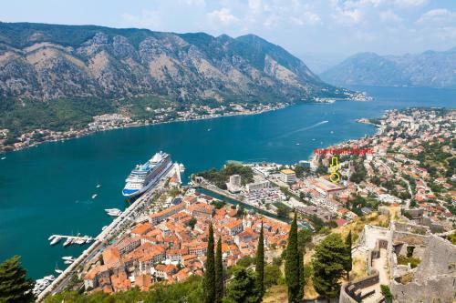 Apartment Nikolic Kotor