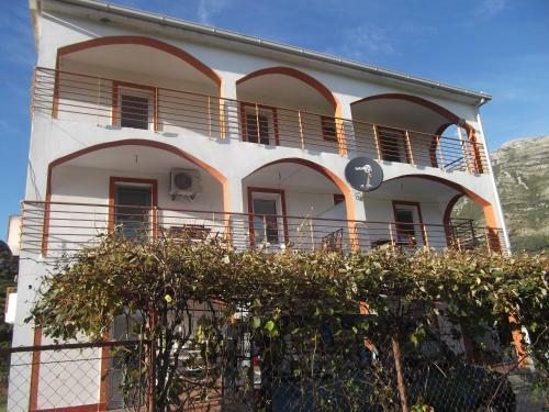 Apartments Jovan