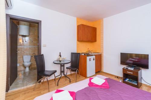 Apartments Manojlovic