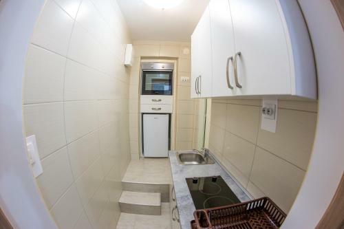 Meji? Apartments