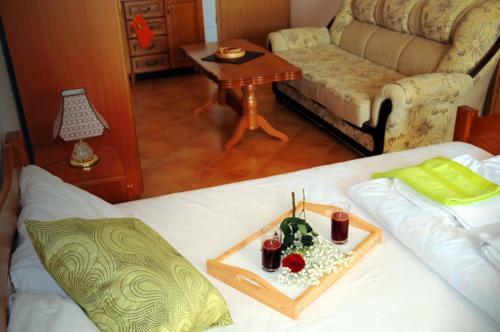 Aparthotel Apartments De Lara