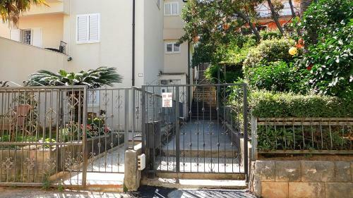 Hostal Guest House Villa Jovana