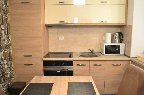 Crystal Apartment 2