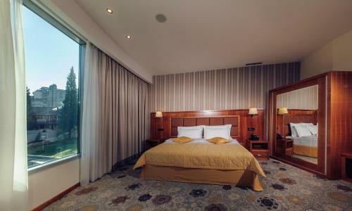 Hotel M Niki?