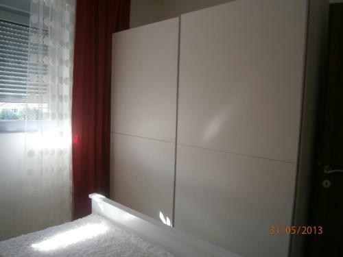 Apartment B&s