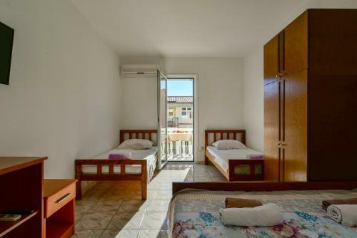 Hostal Rooms And Apartments Oregon