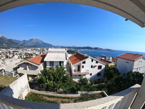Apartment Sea & Mountain
