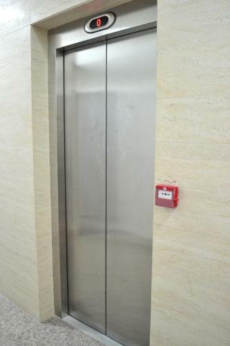 Crystal Apartment