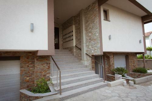 Karina Apartment