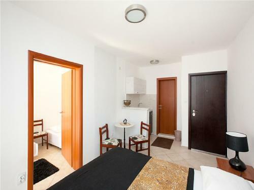 Apartamentos Klaris Guest House